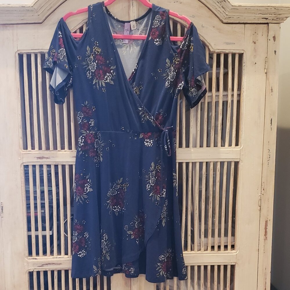 Alya Blue Floral Cold Shoulder Pullover Dress